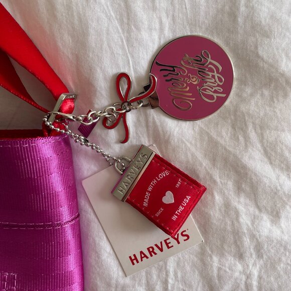 NWT HARVEYS (Holiday Edition) Merry & Bright Bow Purple Streamline Crossbody Bag - Picture 5 of 11
